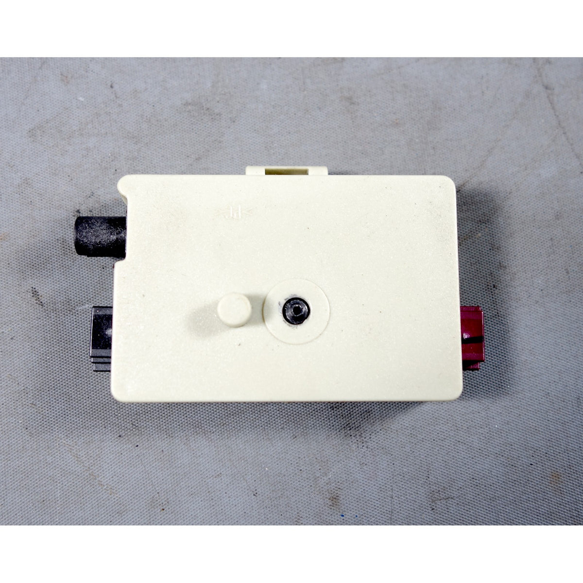 2007-2013 BMW E93 3-Series Convertible AM/FM Antenna Amplifier OEM