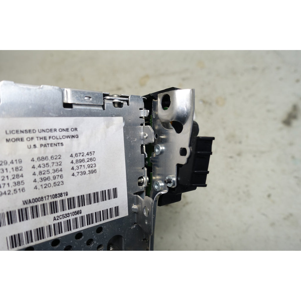 Damaged BMW E9x 3-Series CCC Head Unit Navigation CD Radio Player 2007-2008 OEM