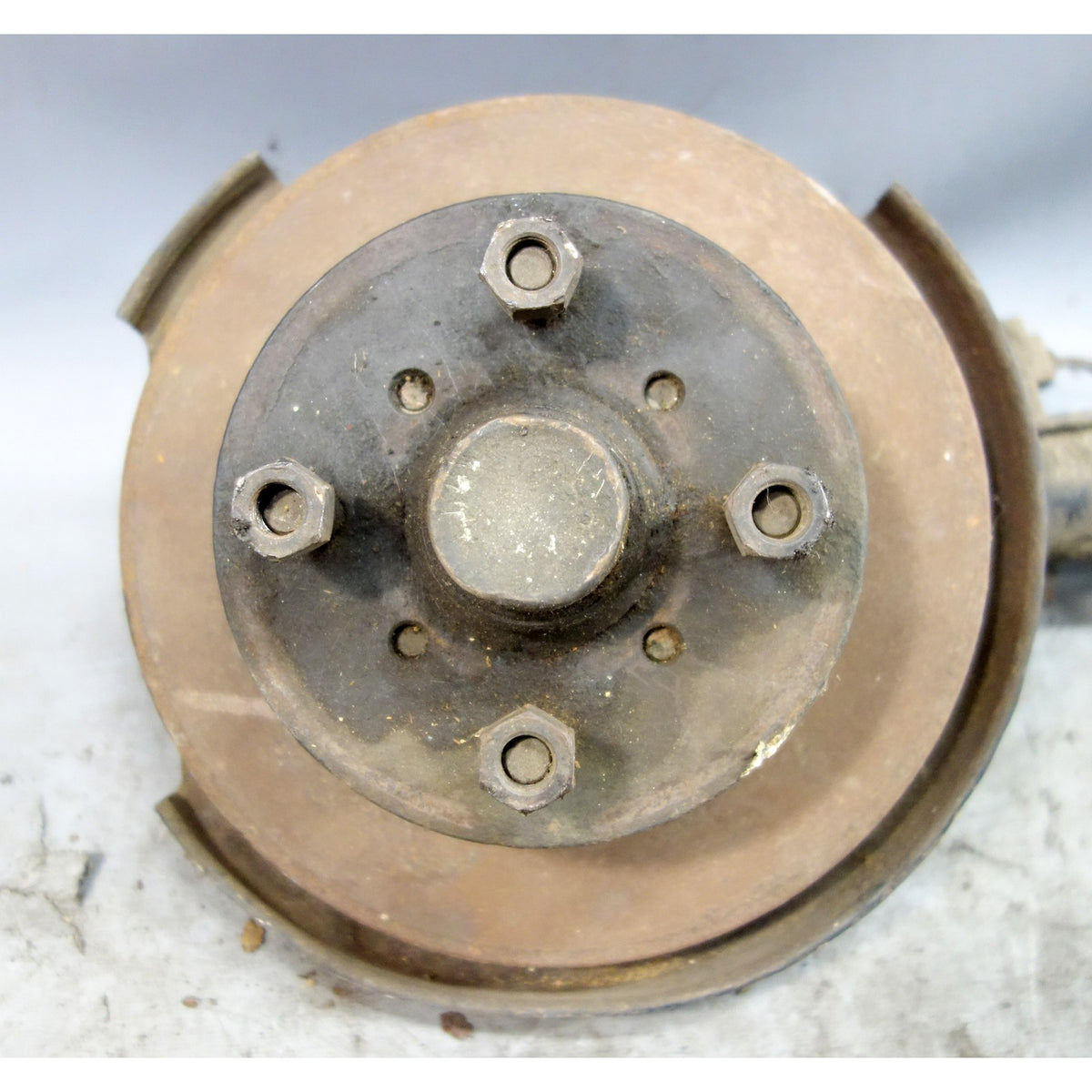 67-76 BMW 114 2002 1602 Coupe Right Front Passenger Strut Wheel Hub Assembly OEM