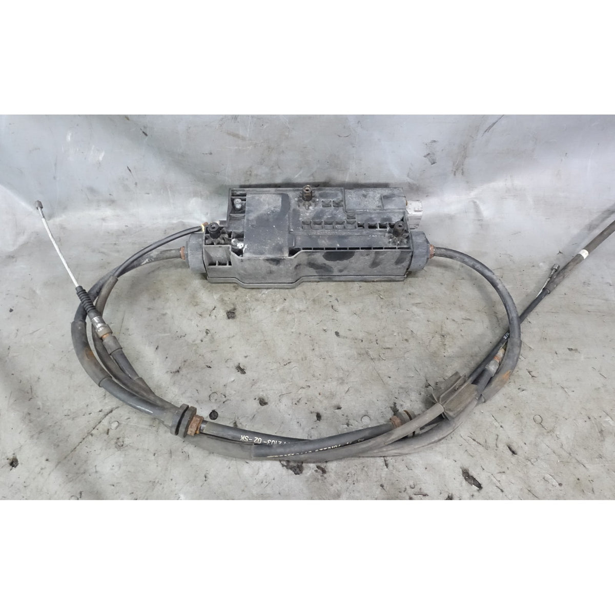 Damaged 07-14 BMW E70 X5 E71 X6 Electronic Parking Brake Actuator w Cables OEM
