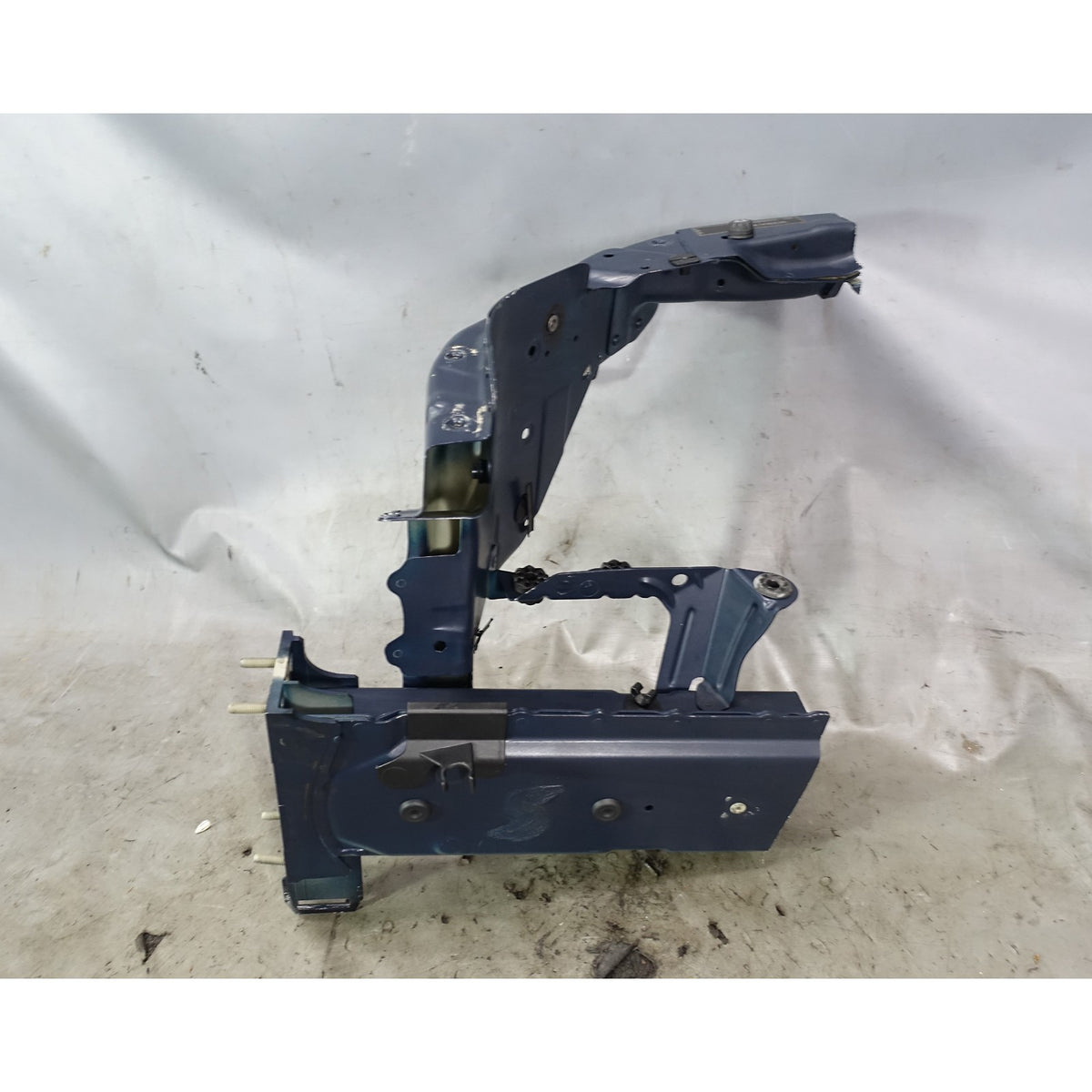 2004-2010 BMW E60 E61 5-Series Right Front Passenger Frame Rail Arm OEM