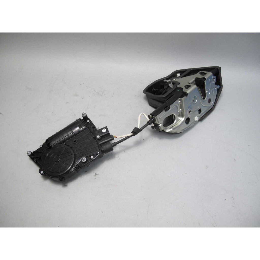 09-16 BMW F10 5-Series F01 Right Front Passenger Soft Close Auto Door Latch OEM