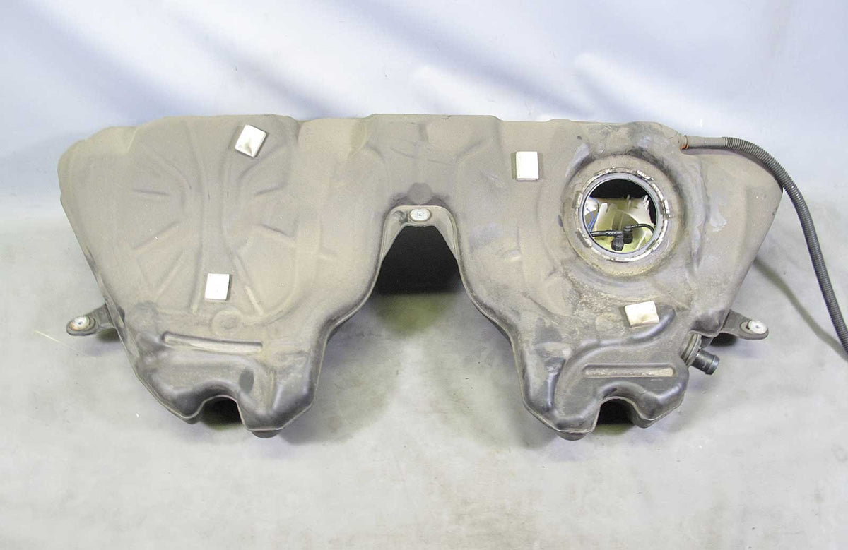 2011-2017 BMW F10 5-Series 6-Series Gas Fuel Supply Plastic Tank Reservoir USED