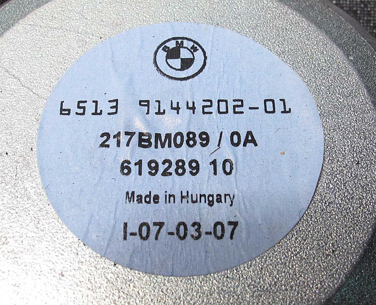 BMW E60 E63 5-Series Hi-Fi Subwoofer Speaker Pair L/R Base 2004–2010 OEM USED