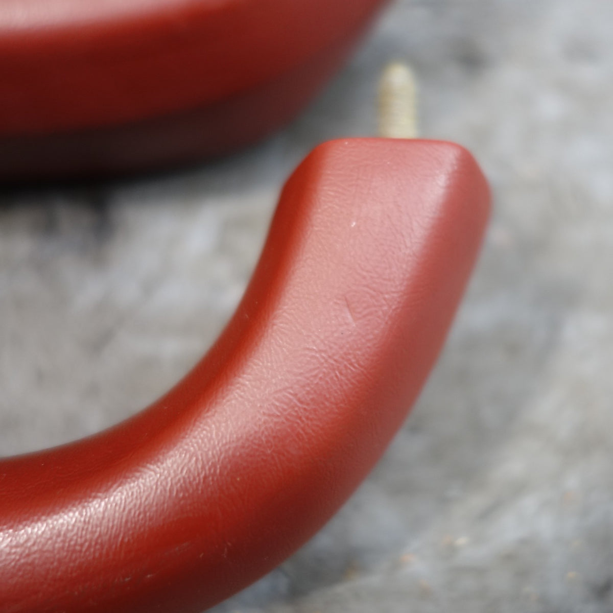 83-84 BMW E28 5-Series Rear Door Armrest Grab Handle Pair Cherry Red Leather OEM
