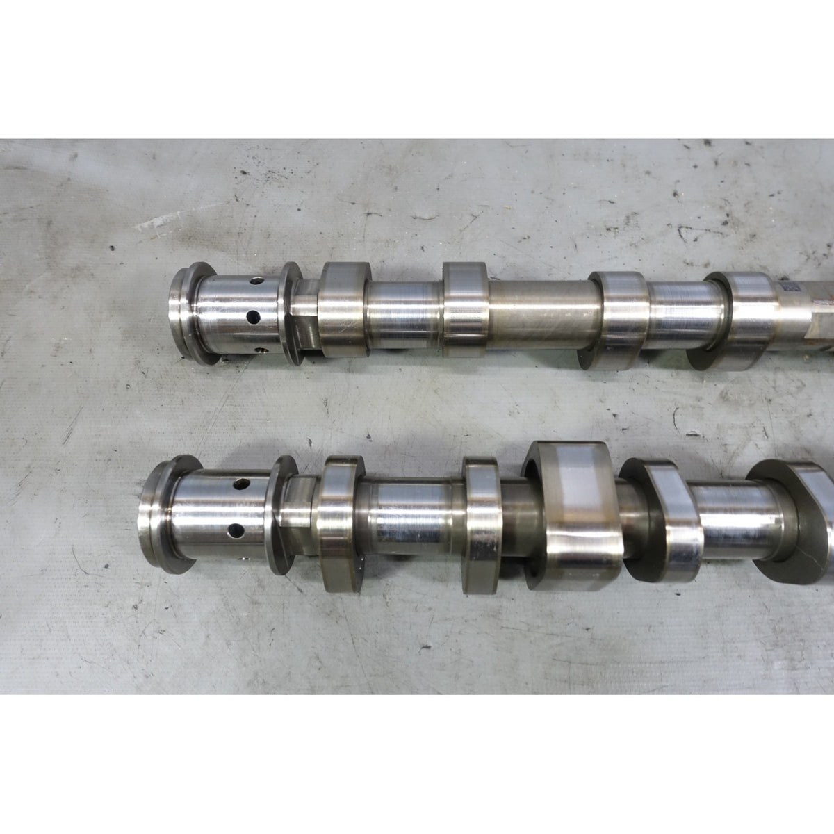2019-2025 BMW 330i G20 530i B46 2.0L Engine Camshafts Pair Intake Exhaust OEM