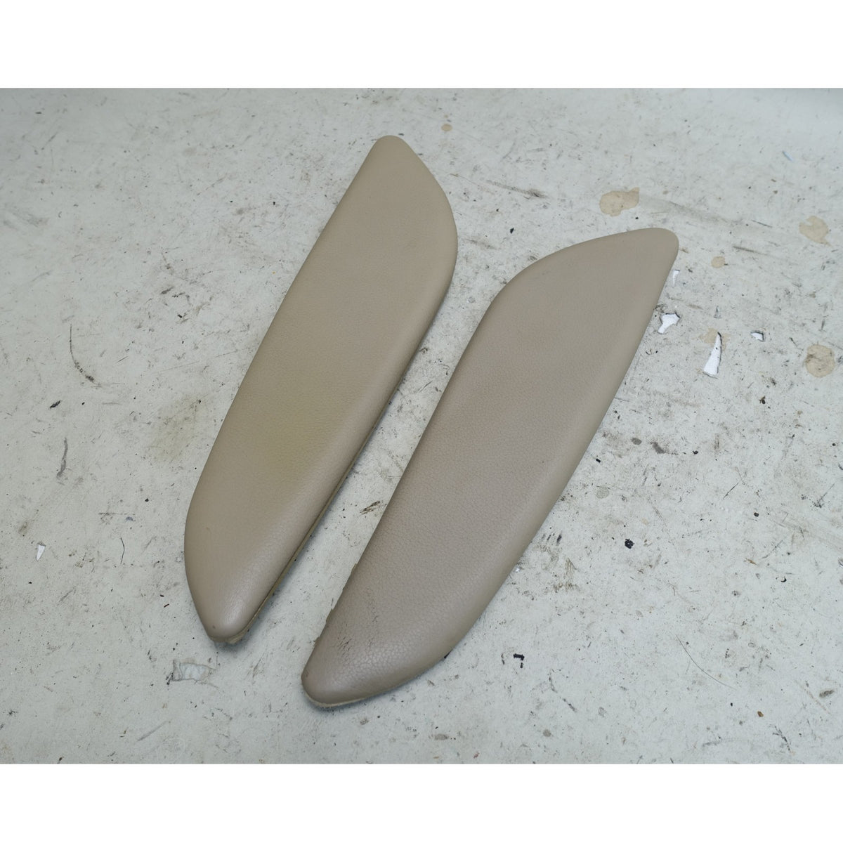 Damaged 03-08 BMW Z4 E85 E86 Front Console Knee Pad Trim Pair Beige Leather OEM