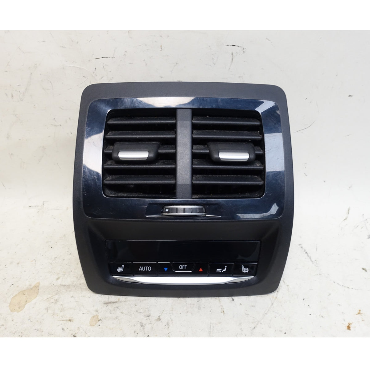 2018-2024 BMW X3 X4 G01 G02 Rear Center Air Vent Climate Control Seat Heat OEM