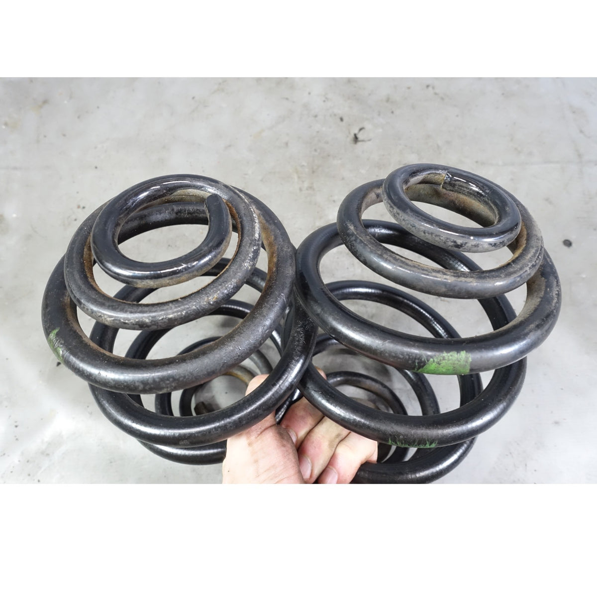 1995-1999 BMW E36 318ti Compact Hatch Factory Rear Coil Barrel Spring Pair OEM