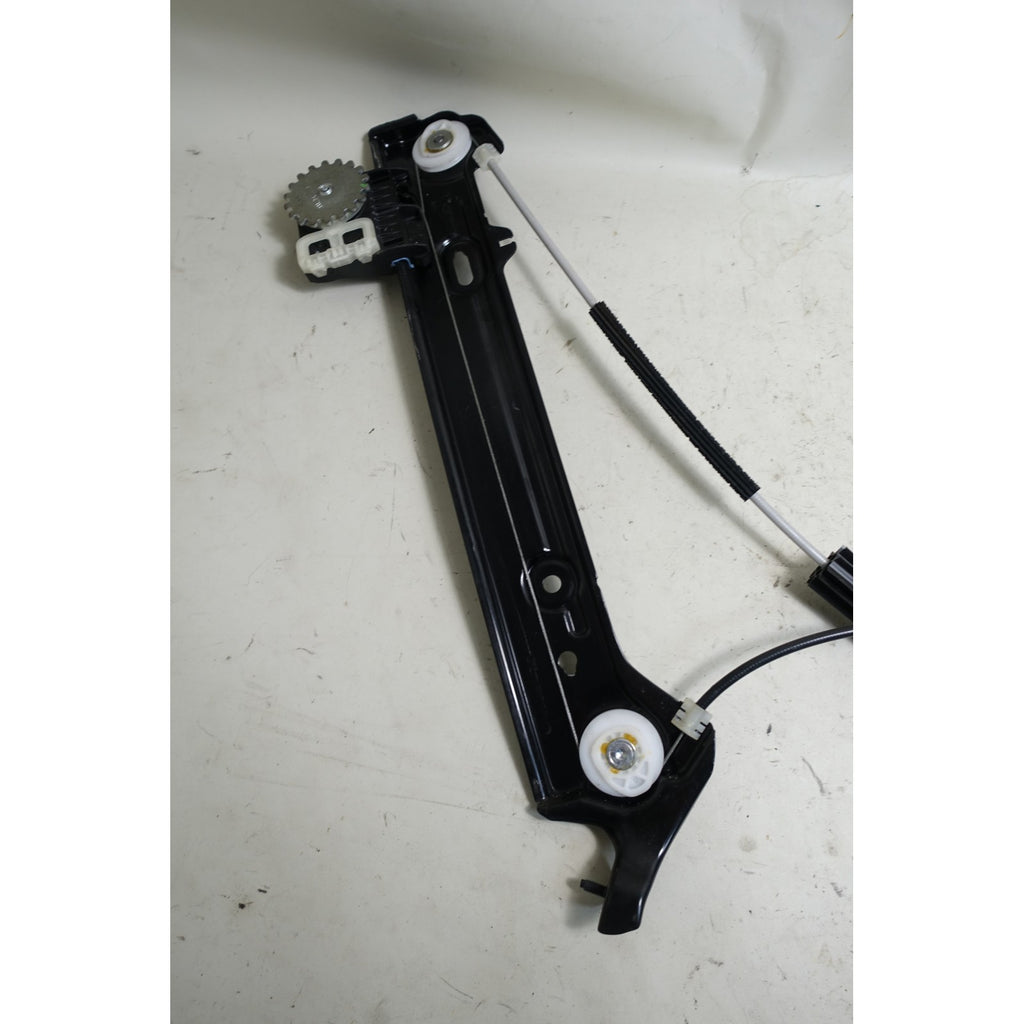 21-25 BMW G22 4-Series G23 G82 M4 Right Passenger Window Lifter Reg w Motor OEM