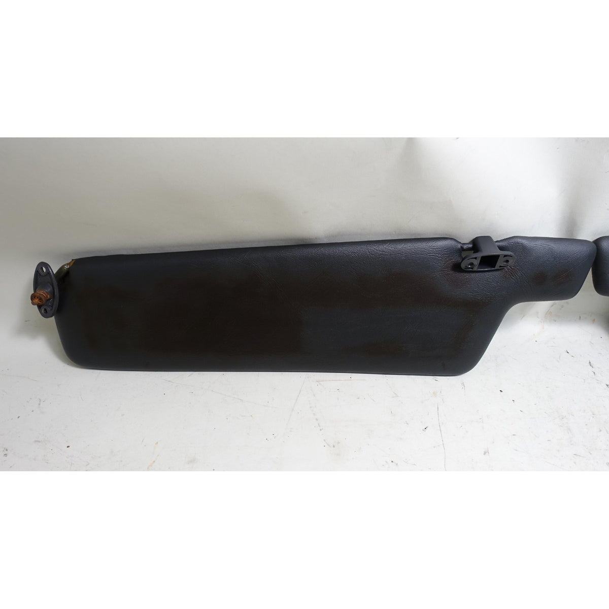 Damaged 1978-1979 BMW E23 733i 7-Series Front Sun Visor Pair Black w Mirror OEM