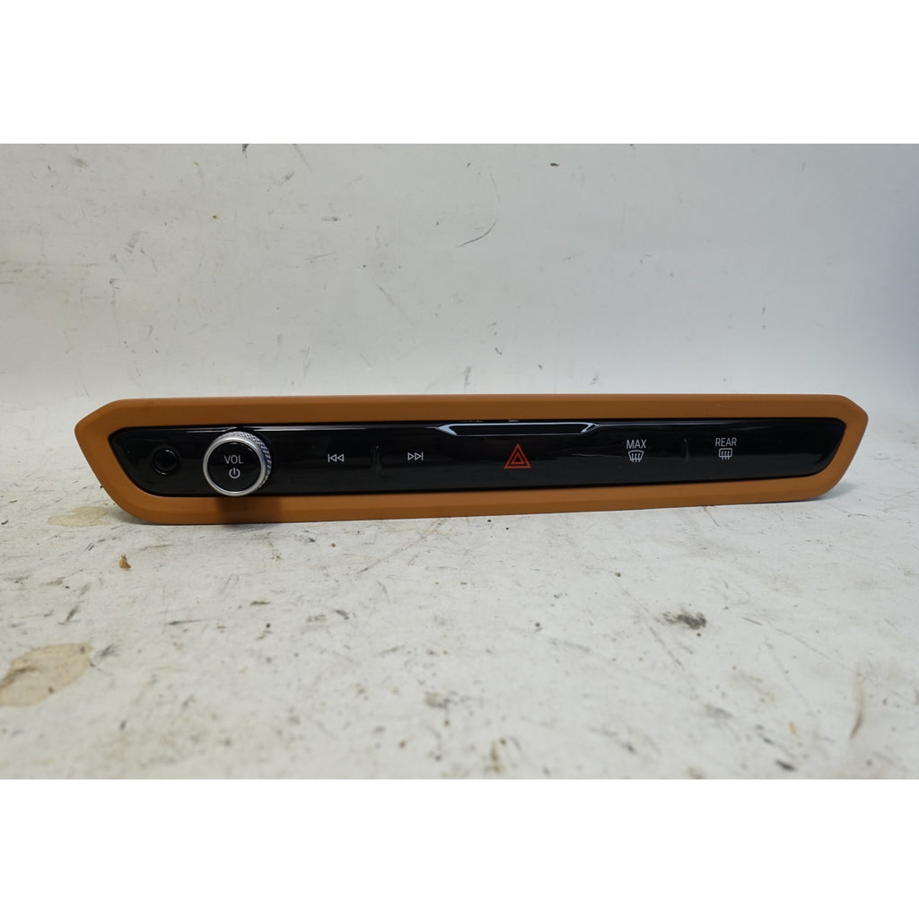 Damaged 2023-2025 BMW G20 3-Series Front Console Radio Control Switch Cognac OEM