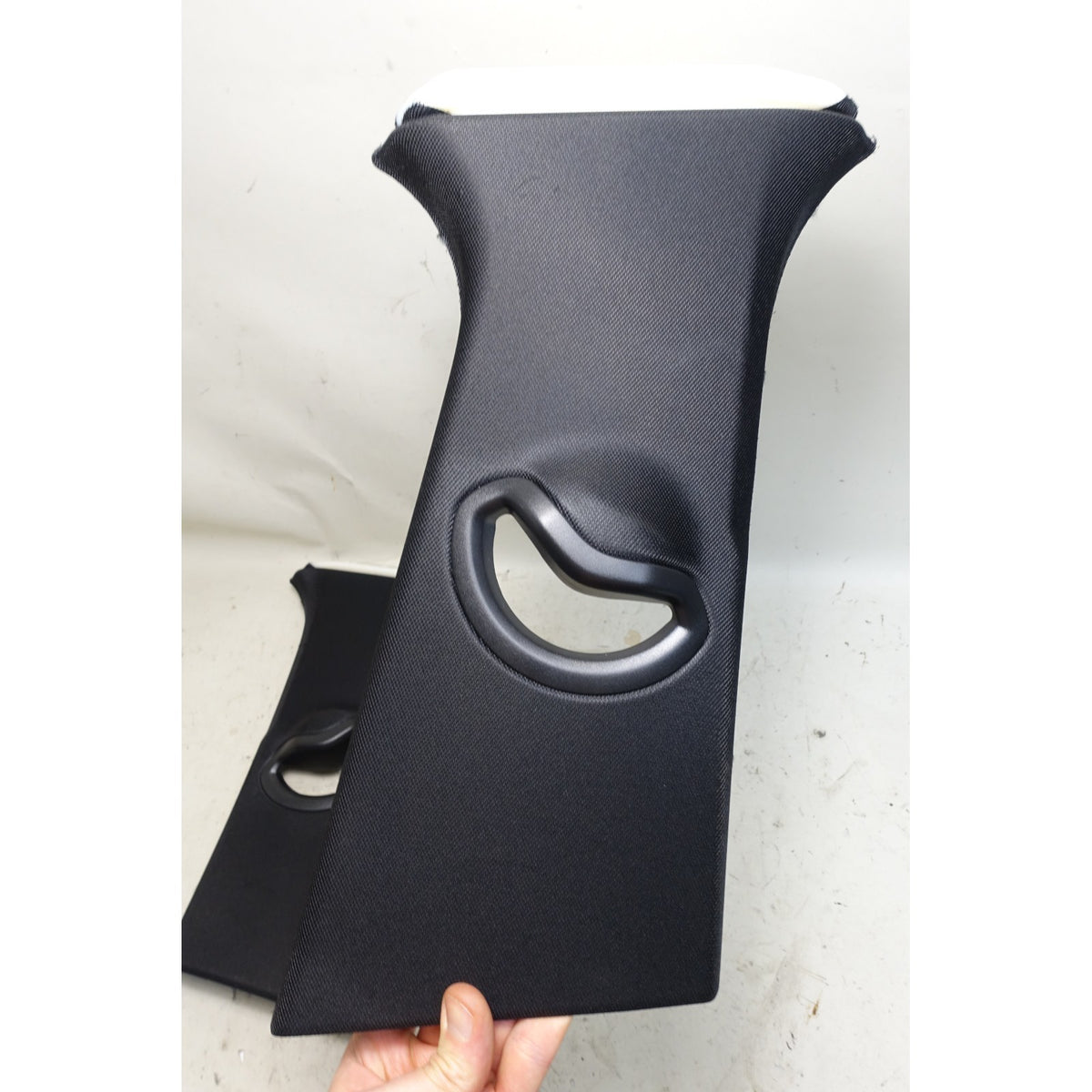 Damaged 19-25 BMW G20 3-Series G80 Sedan Int B- Pillar Column Covers Anthracite