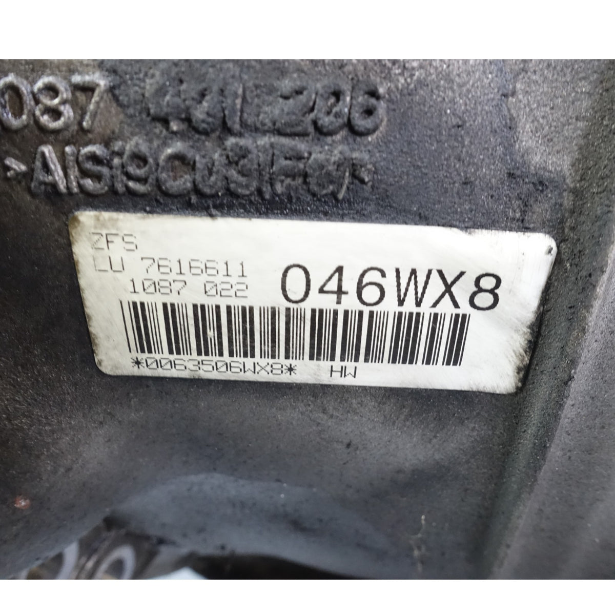 2011-2012 BMW F10 550i F12 650i xDrive N63 V8 Automatic Transmission 8HP-70Z OEM