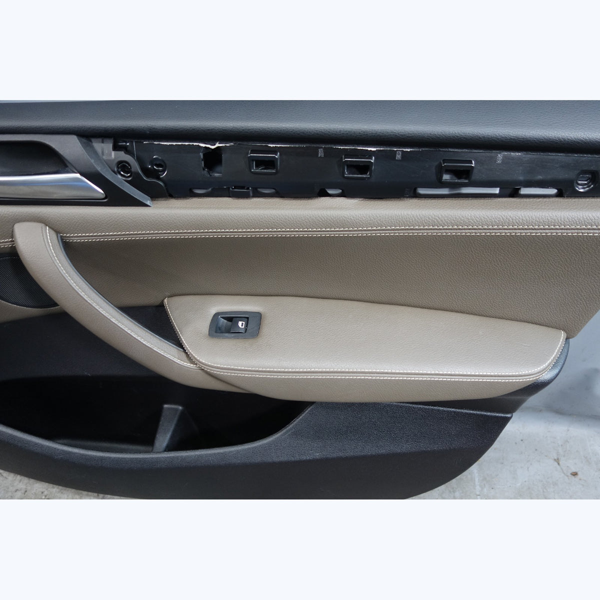 2011-2014 BMW F25 X3 SAV Early Front Interior Door Panels Mocha Brown OEM