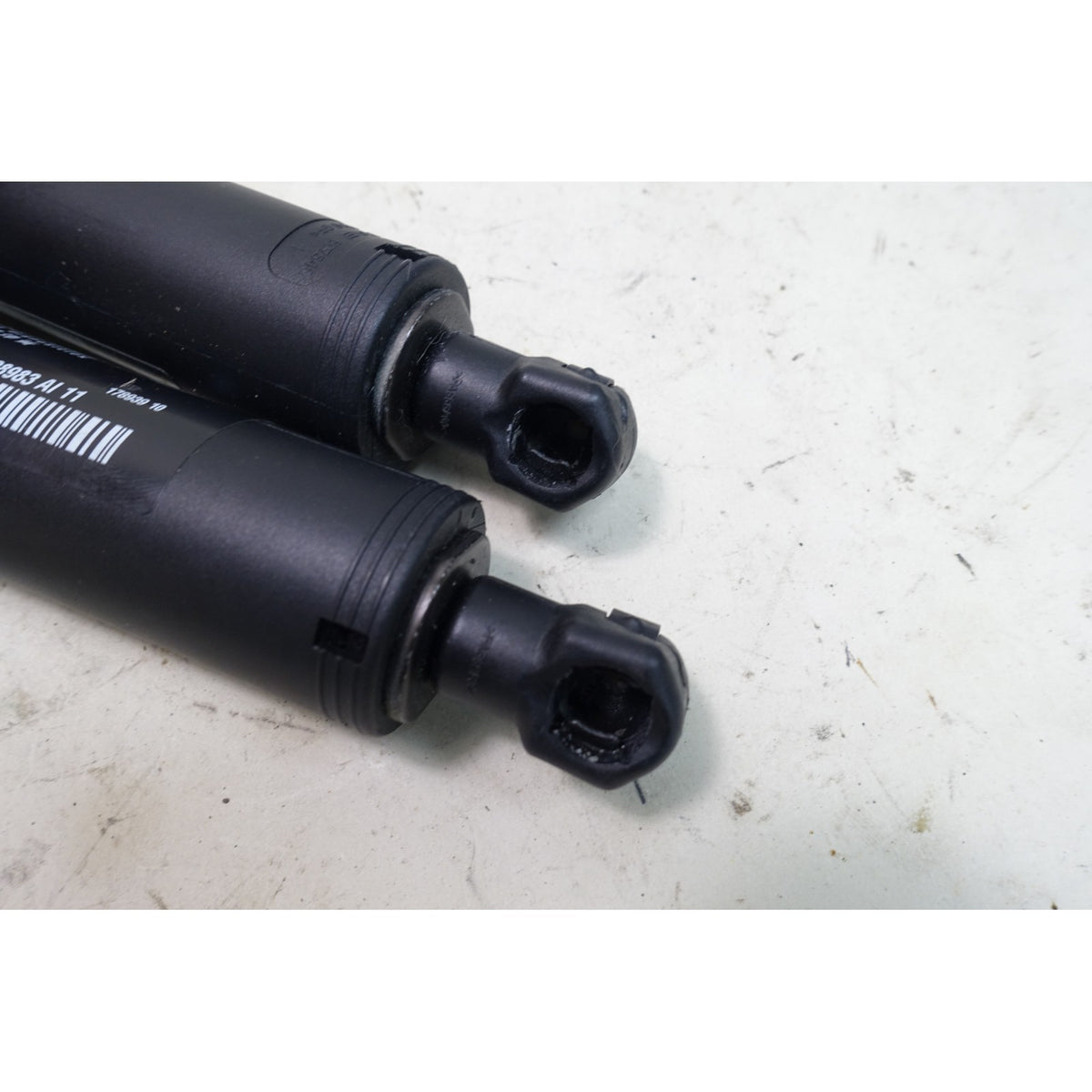 2014-2019 BMW F34 3-Series Gran Turismo GT Factory Trunk Strut Spindle Pair OEM
