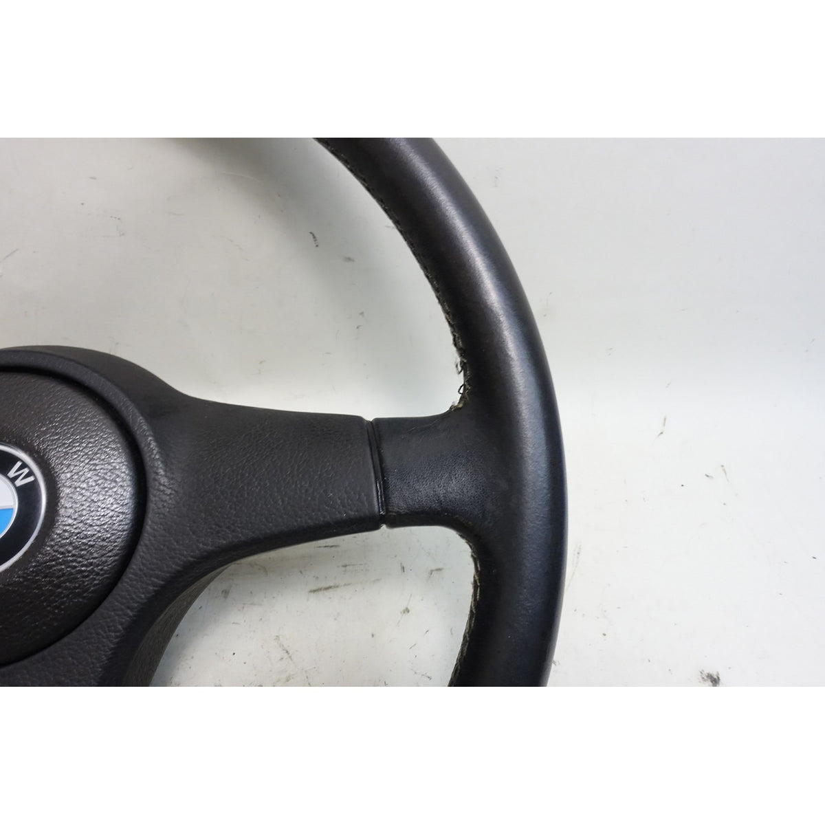 Damaged 84-93 BMW E30 3-Series E28 E24 Sports Leather Steering Wheel 385mm OEM