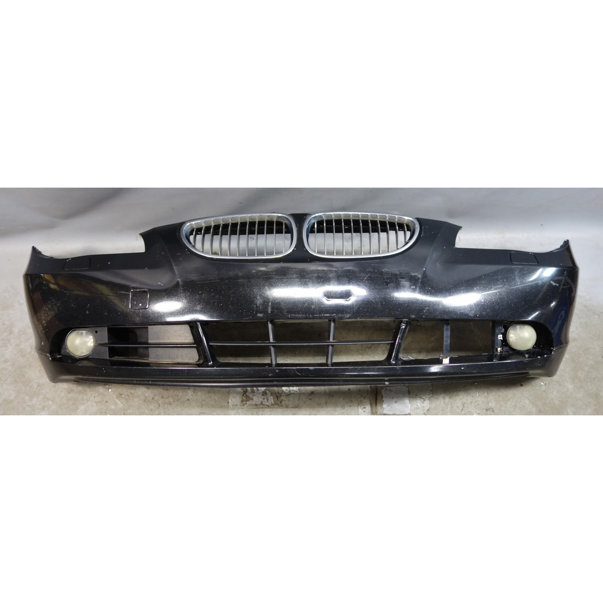 2004-2007 BMW E60 5-Series E61 Factory Front Bumper Cover Trim Black 2 OEM