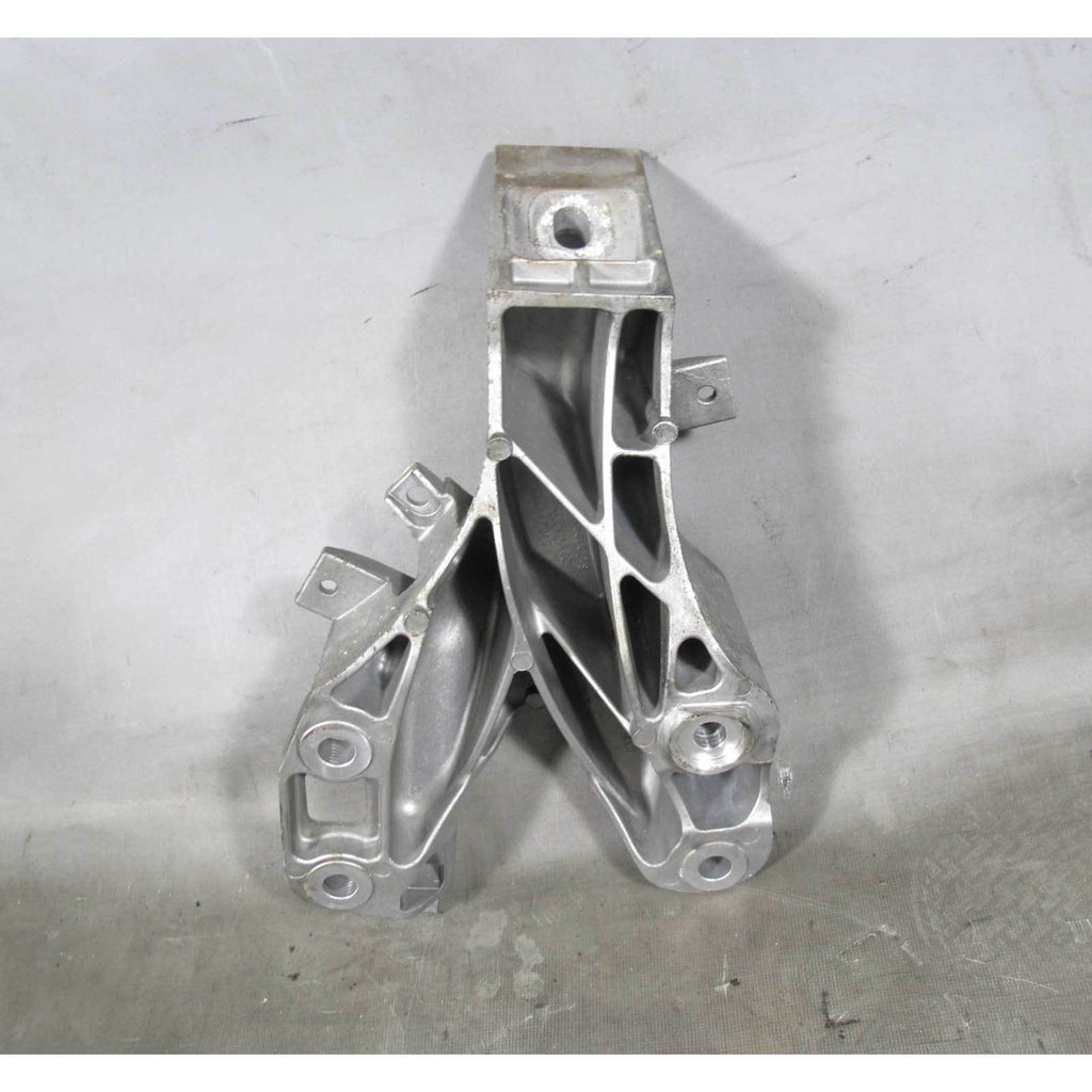 2007-2010 BMW E70 X5 3.0si N54 Left Driver Engine Suspension Arm Bracket Mount
