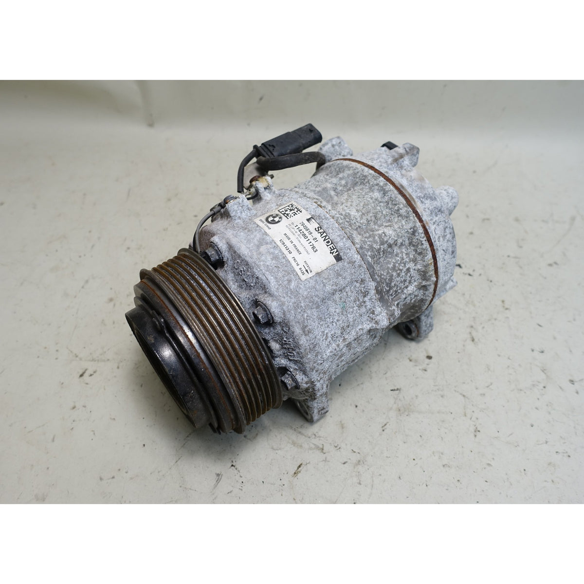 16-20 BMW G30 5-Series G11 7-Series Factory Air Conditioning AC Compressor OEM