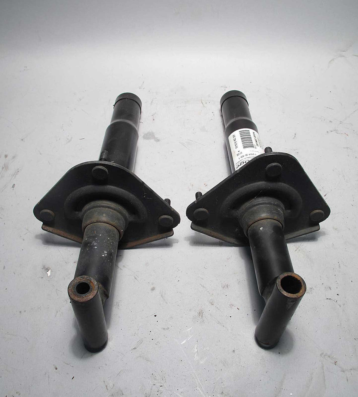 BMW E53 X5 SAV Factory Rear Bumper Shock Absorber Pair 2000-2006 USED OEM