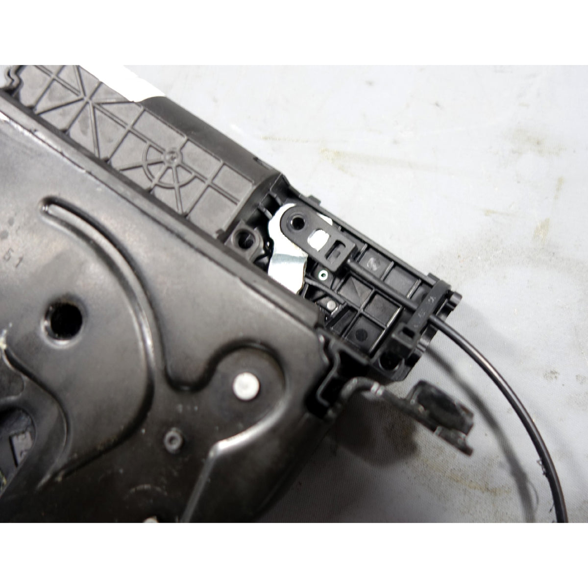 2013-2015 BMW E84 X1 SAV F31 3-Series Rear Trunk Boot Hatch Lid Latch Lock OEM