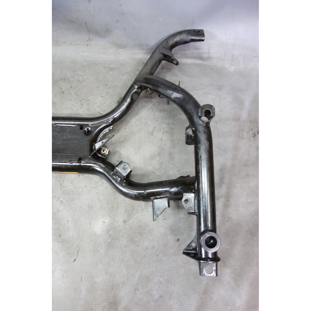 BMW E39 5-Series 540i Front Subframe Axle Carrier Support 1997-2003 USED OEM