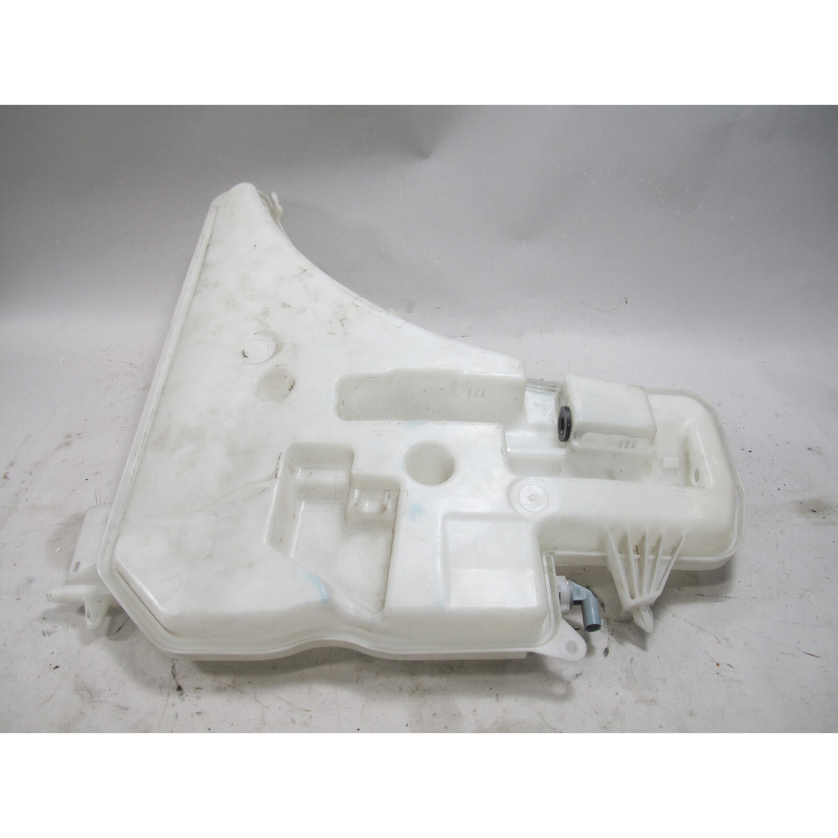 BMW E92 E93 3-Series 2door Windshield Headlight Washer Fluid Bottle Tank 07-13