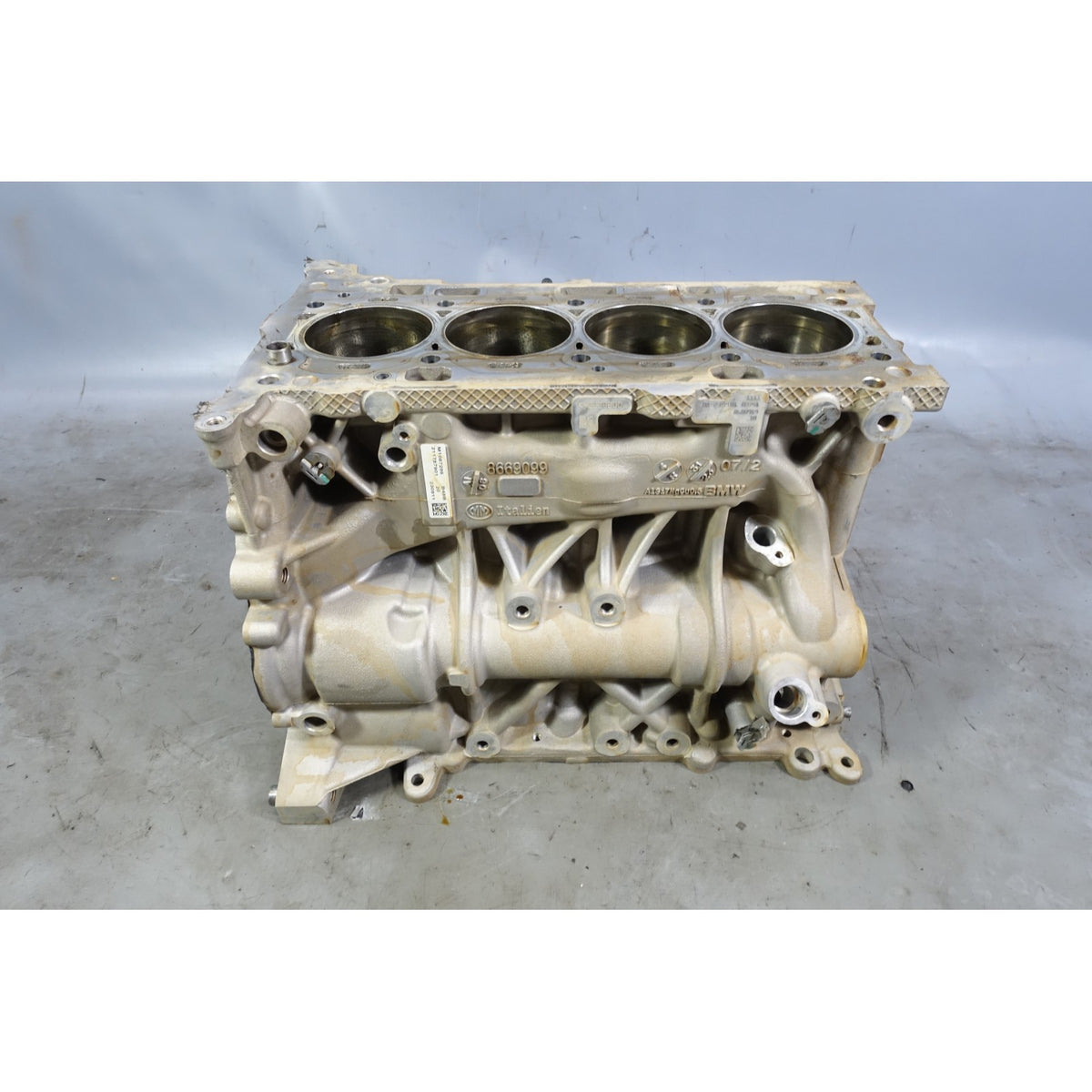 19-25 BMW G20 330i 430i 530i B46/B48 4-Cyl Engine Cylinder Block Housing 24k OEM