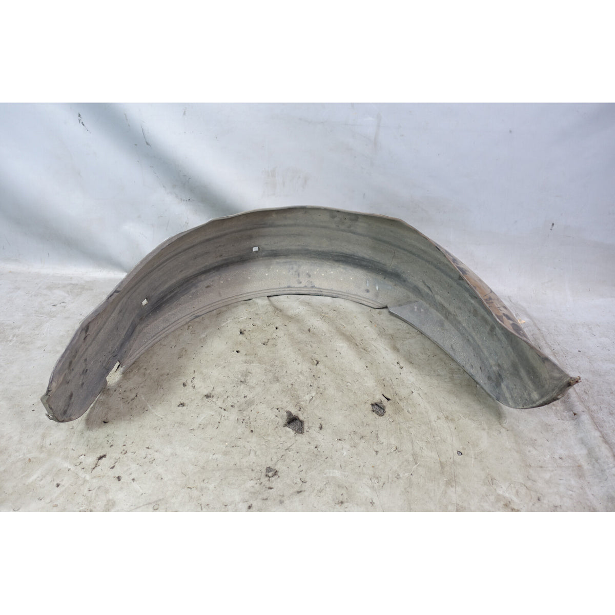 1996-1998 BMW Z3 1.9 M44 Roadster Right Rear Inner Plastic Fender Liner OEM