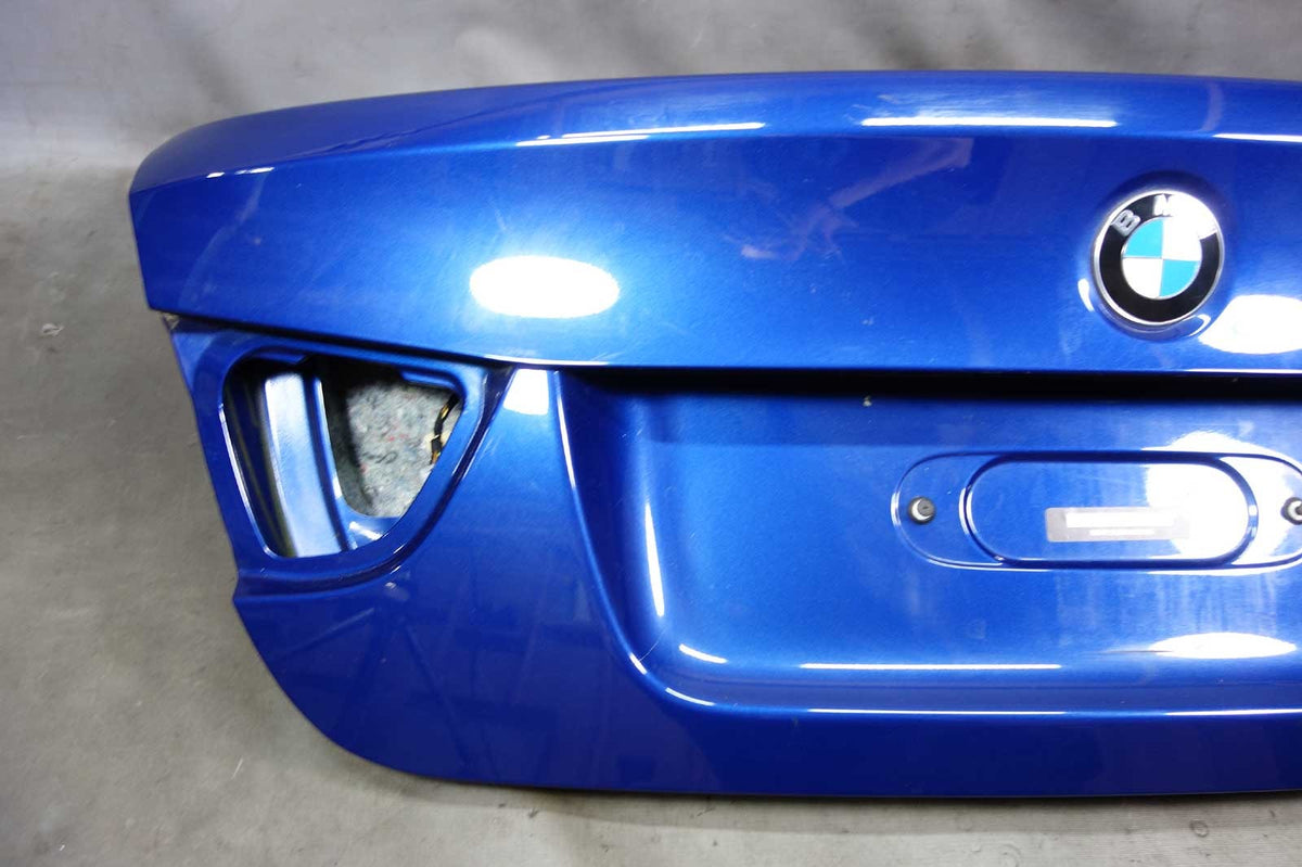 2009-2011 BMW E90 3-Series Sedan Late Rear Trunk Boot Deck Lid Le Mans Blue OEM