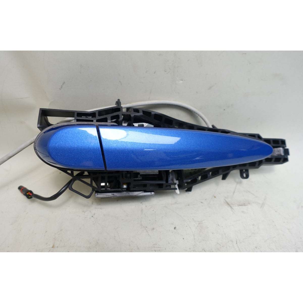 2012-2017 BMW F30 F31 3-Series 4dr Right Rear Exterior Door Handle Estoril Blue