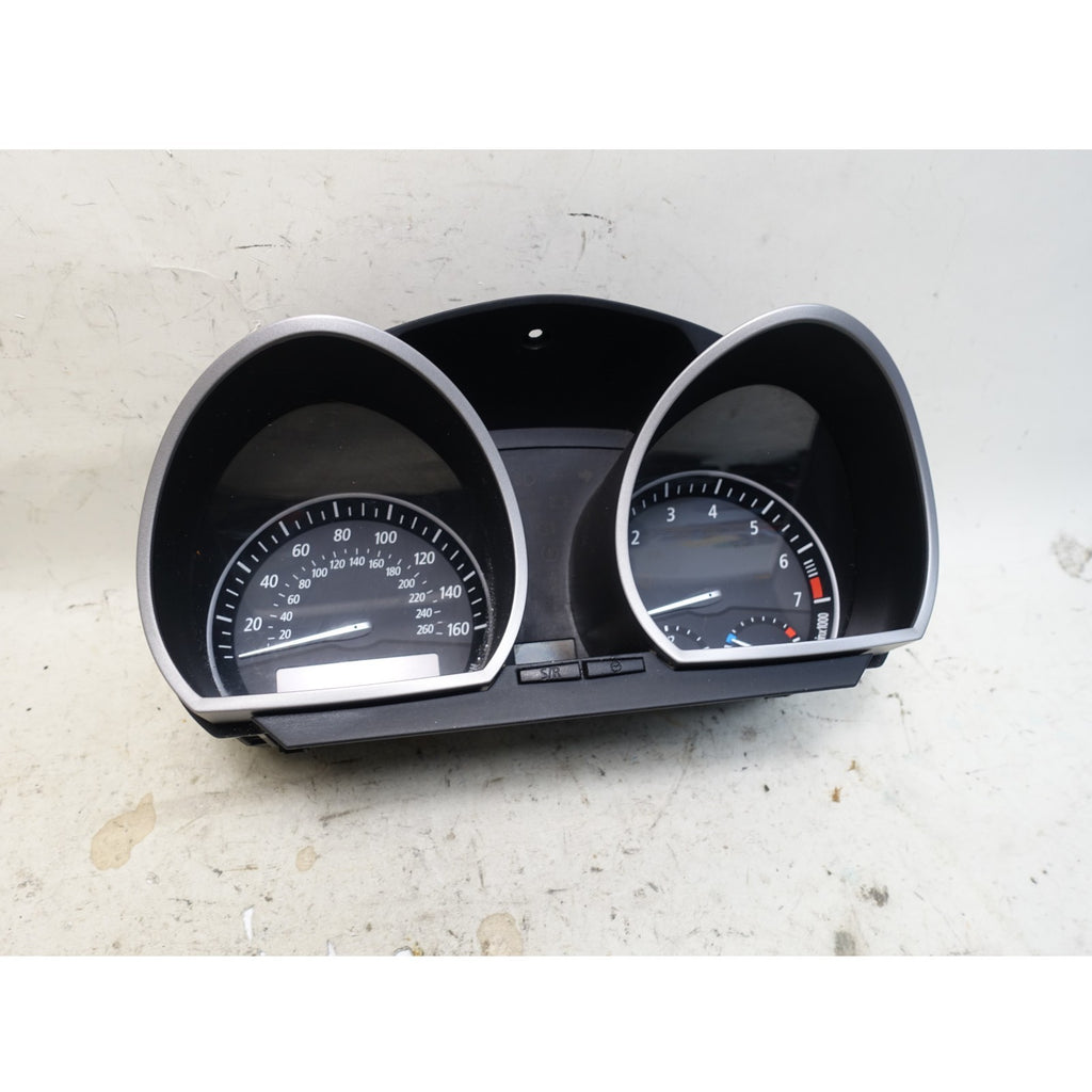 2003-2005 BMW Z4 E85 Instrument Cluster Speedometer MPH Auto Trans OEM