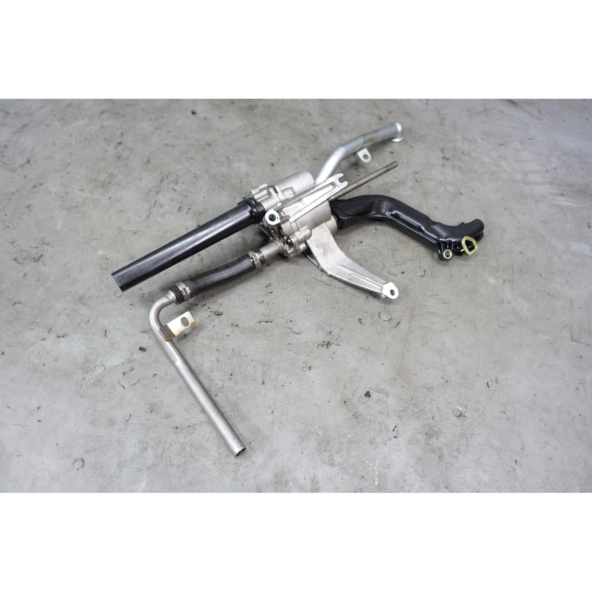 2014-2019 BMW F80 M3 F82 M4 S55 Suction Secondary Oil Lubrication Pump OEM