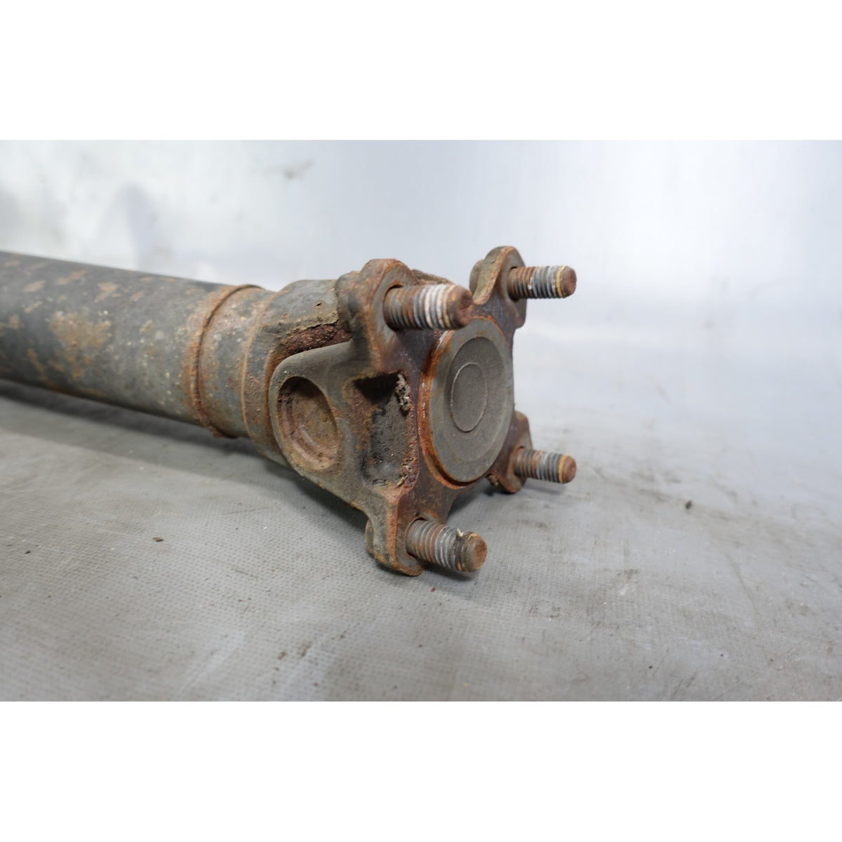 96-98 BMW Z3 1.9 M44 Manual Driveshaft Propeller Shaft Roadster OEM