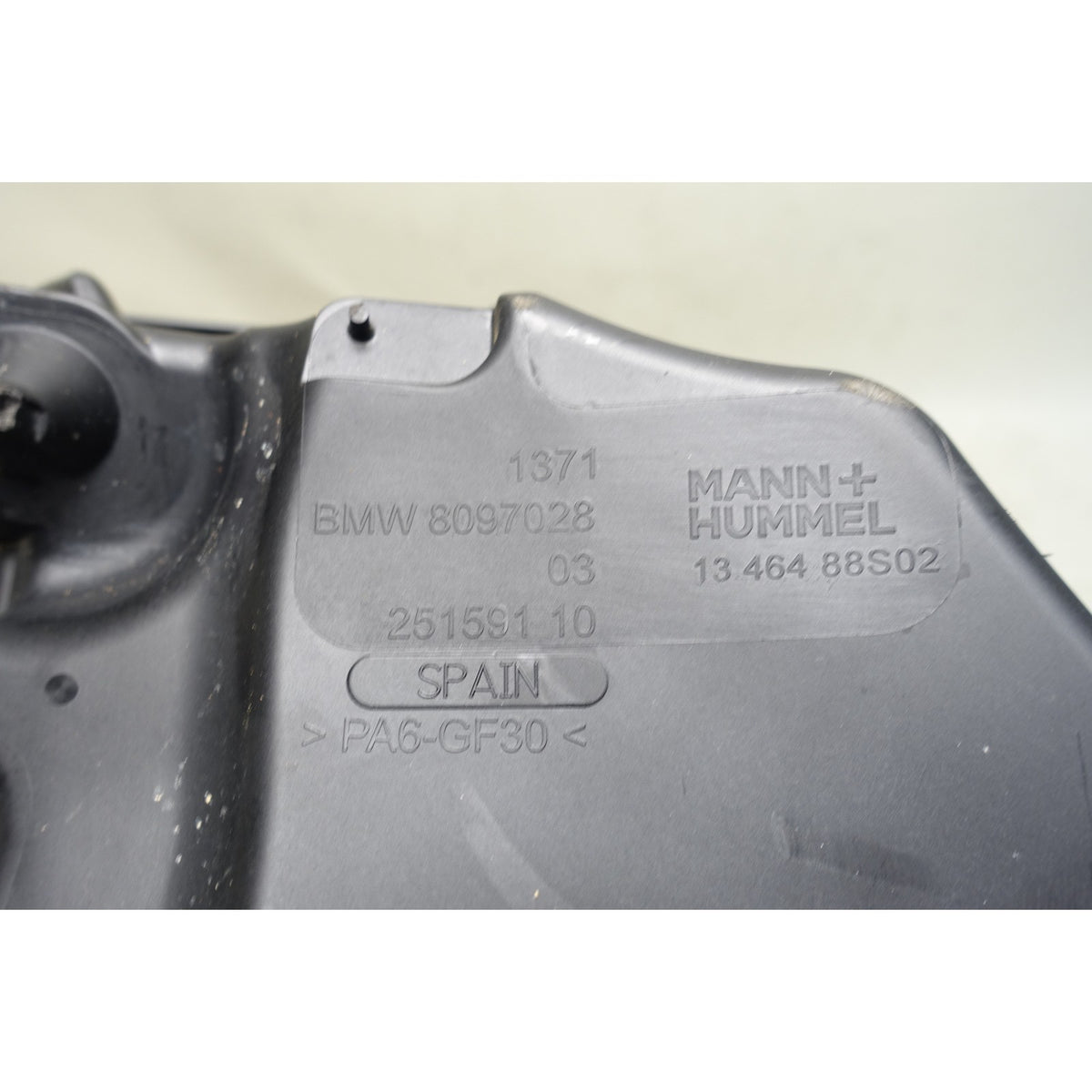 Damaged BMW G8x M3 M4 S58 Right Air Intake Filter Silencer Housing 2021-2024 OEM