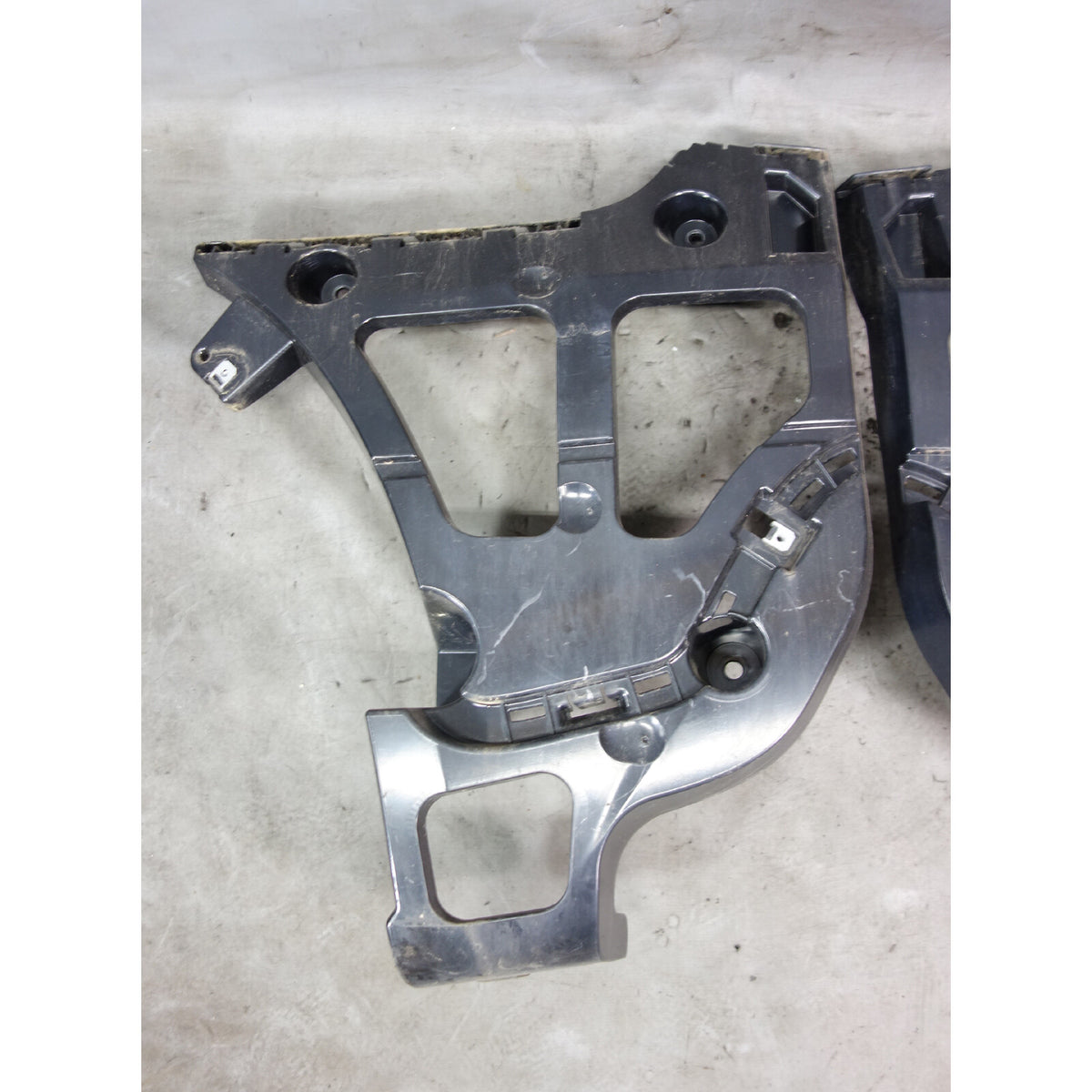 2007-2013 BMW E70 X5 SAV Rear Lateral Side Bumper Mount Bracket Pair Left Right