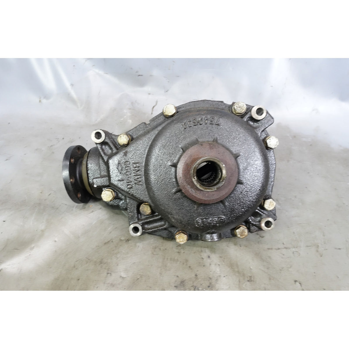 2004-2006 BMW X3 E83 3.0i AWD Front Differential Carrier 3.64 OEM
