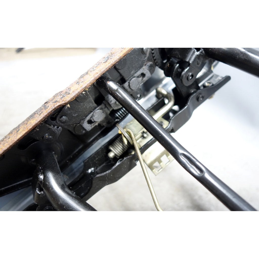 1978-1979 BMW E23 733i Early 7-Series Front Left Drivers Manual Seat Rail OEM