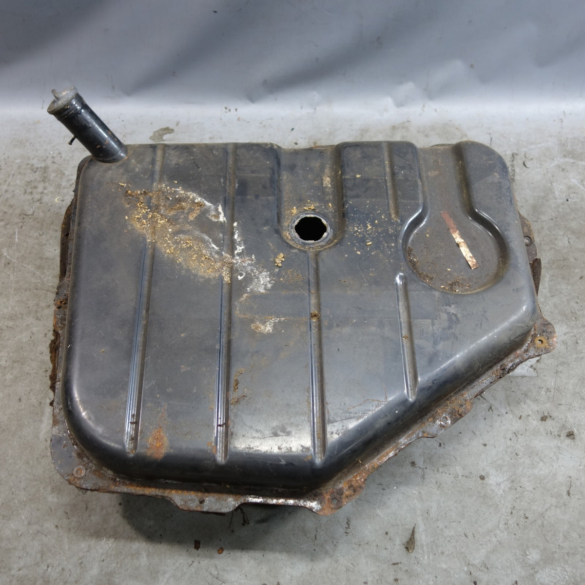 73-74 BMW E3 3.0 Sedan Factory Gas Tank Fuel Supply Tank OEM