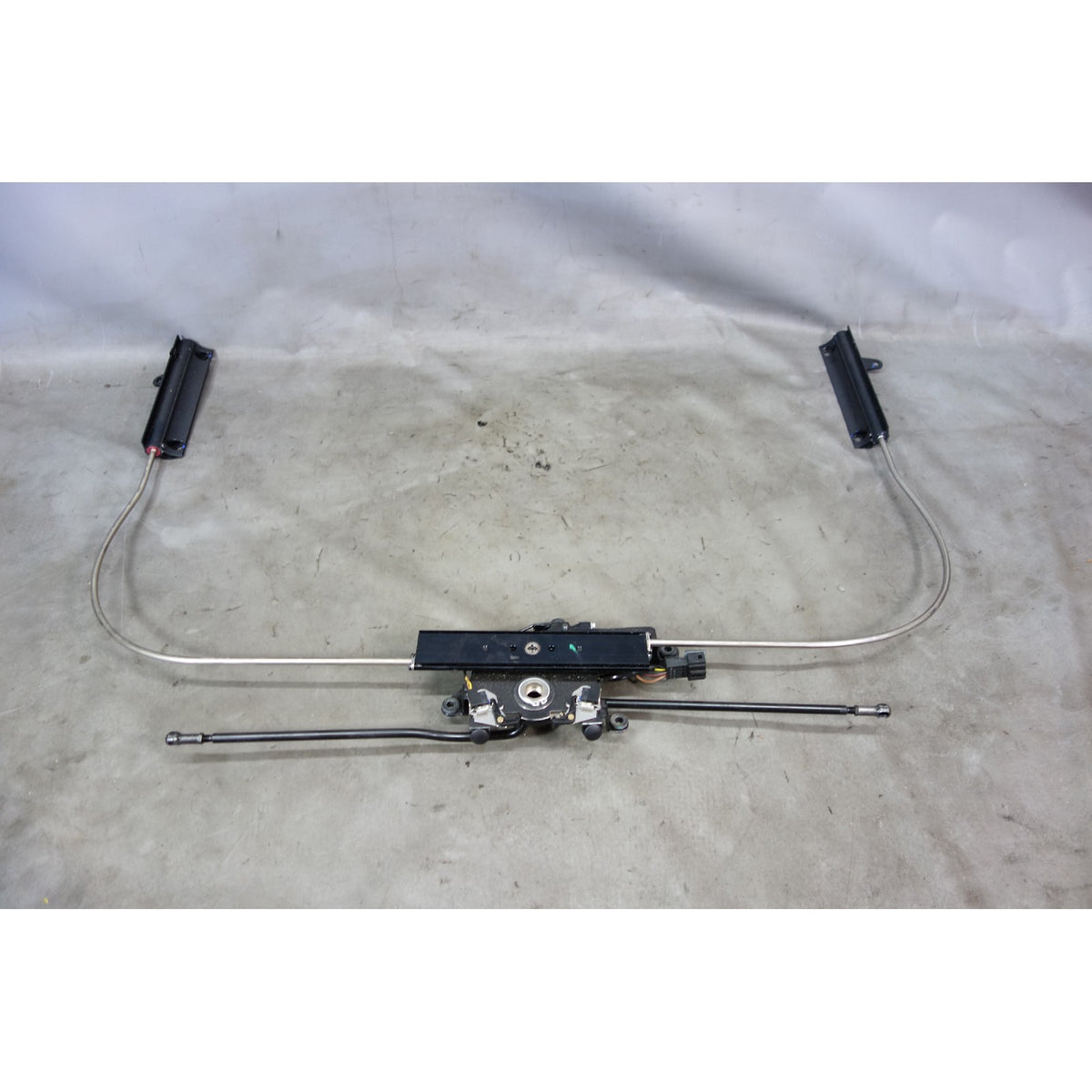 2007-2013 BMW E93 3-Series Convertible Front Windshield Lock Assembly w Motor OE