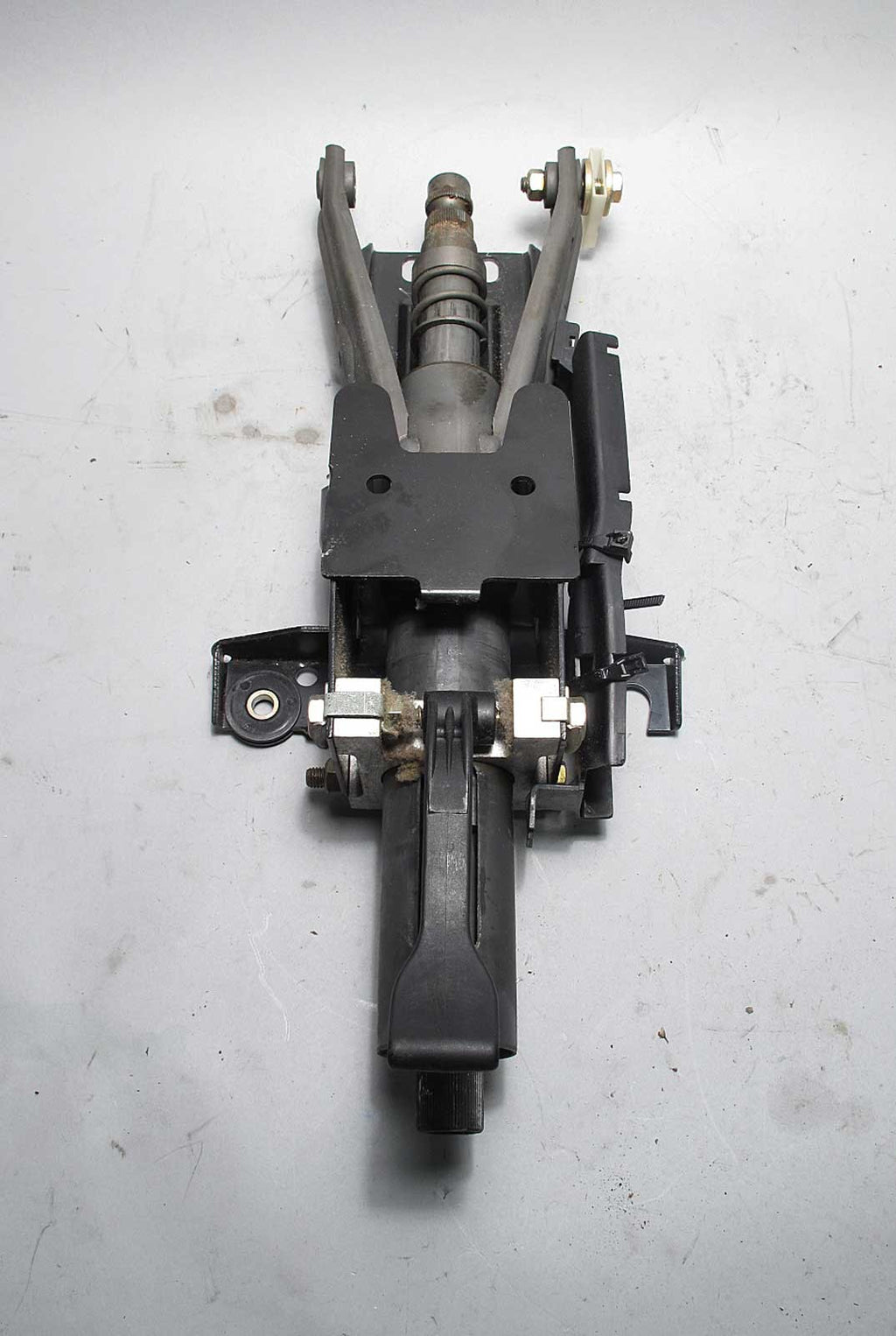 1991-1995 BMW E34 5-Series Manuallly Adjustable Steering Column Assembly USED OE