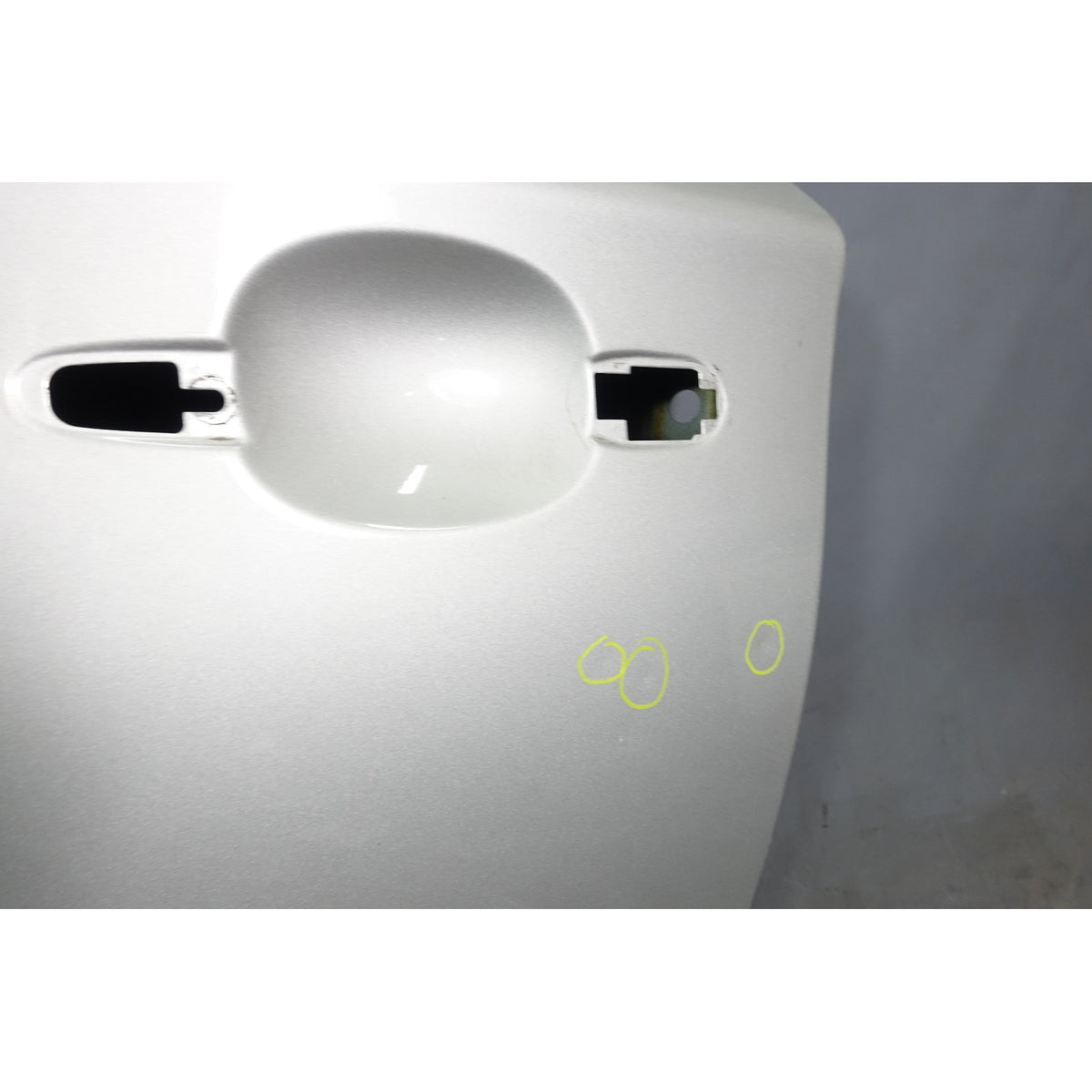 08-13 BMW E82 E88 1-Series Coupe Convertible Left Drivers Door Shell Silver OEM
