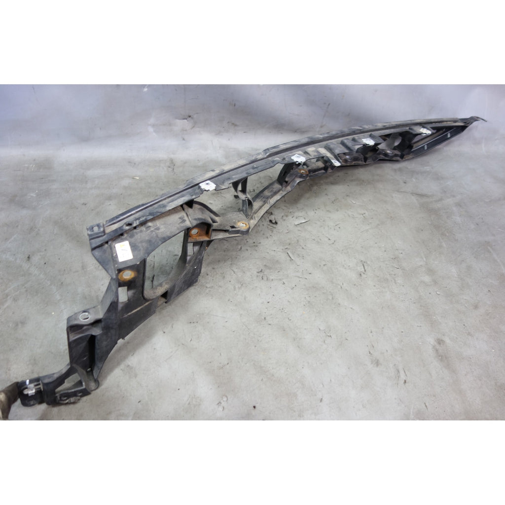 2007-2014 BMW E70 X5 E71 X6 Right Front Fender Bracket Mount Base USED OEM