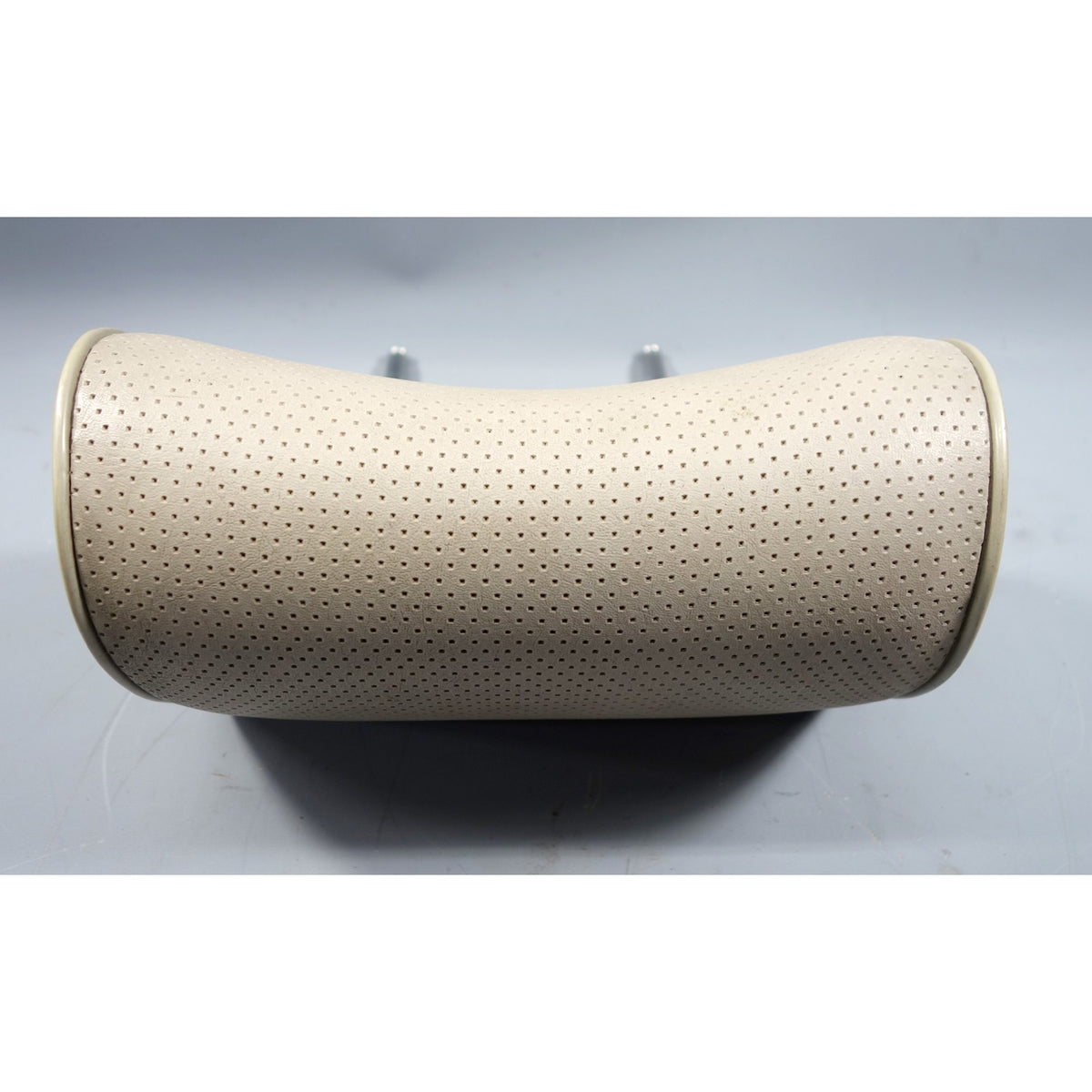 1979-1984 BMW E28 E23 Front Seat Adjustable Headrest Pearl Beige Vinyl OEM