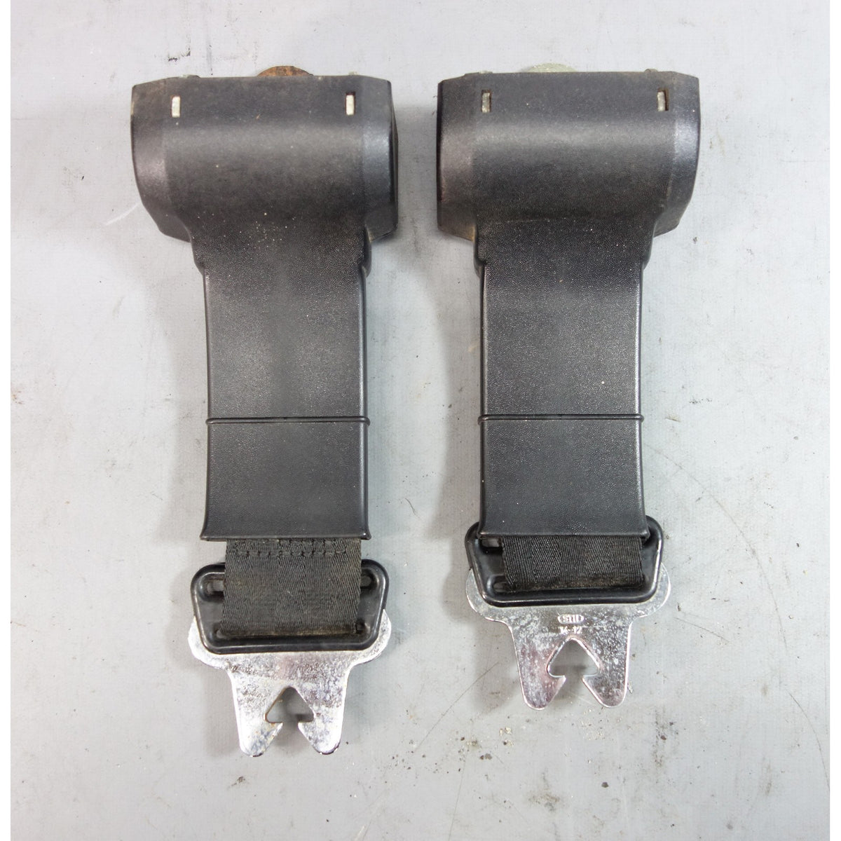 1969-1978 BMW E3 Sedan E12 5-Series Rear Seat Belt Pair Black OEM