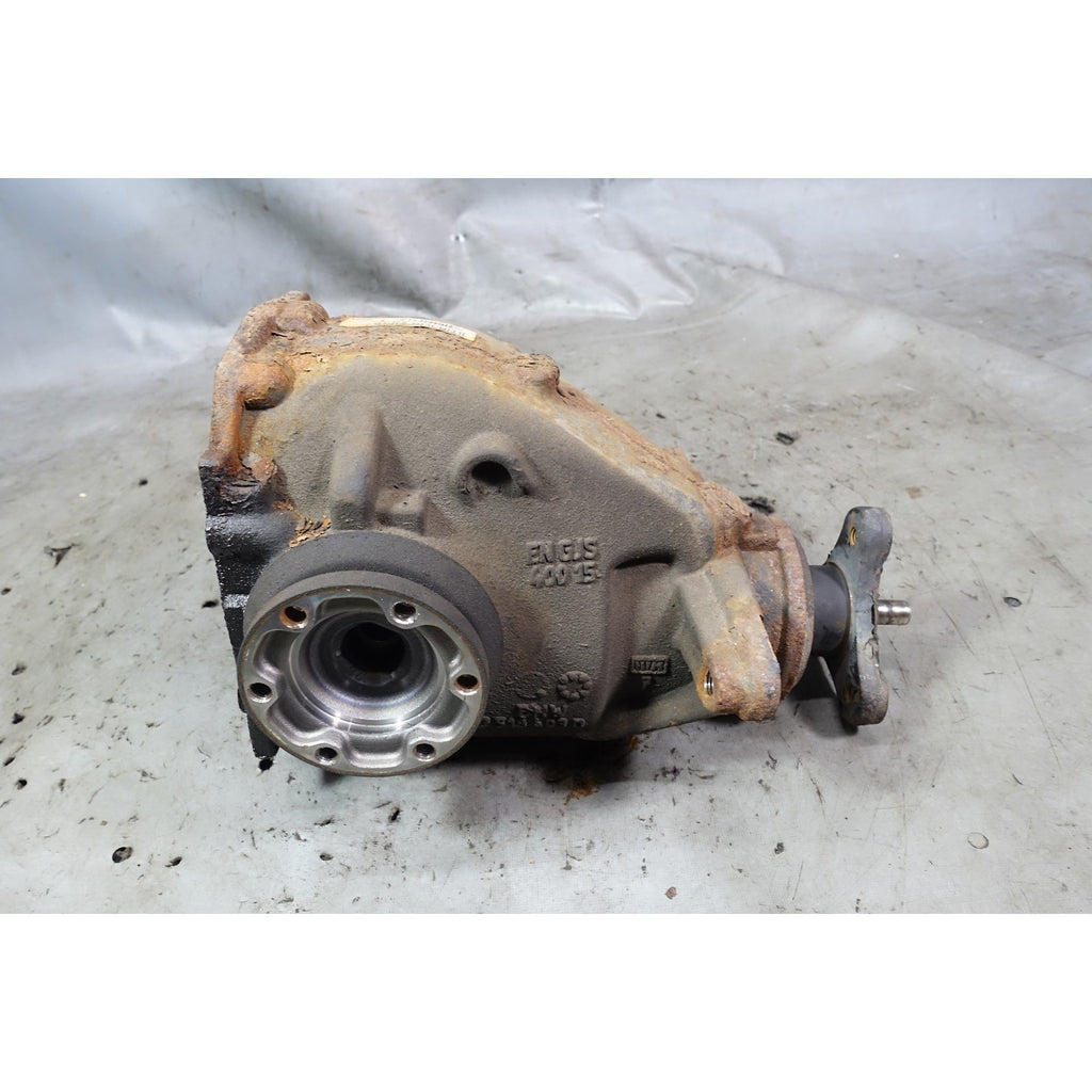 2013-2015 BMW E84 X1 2006 E90 330i Rear Final Drive Differential Carrier OEM