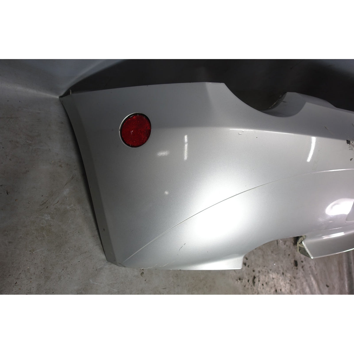Damaged 03-05 E85 Z4 Factory Early Rear Bumper Cover Trim Titanium Silver OEM