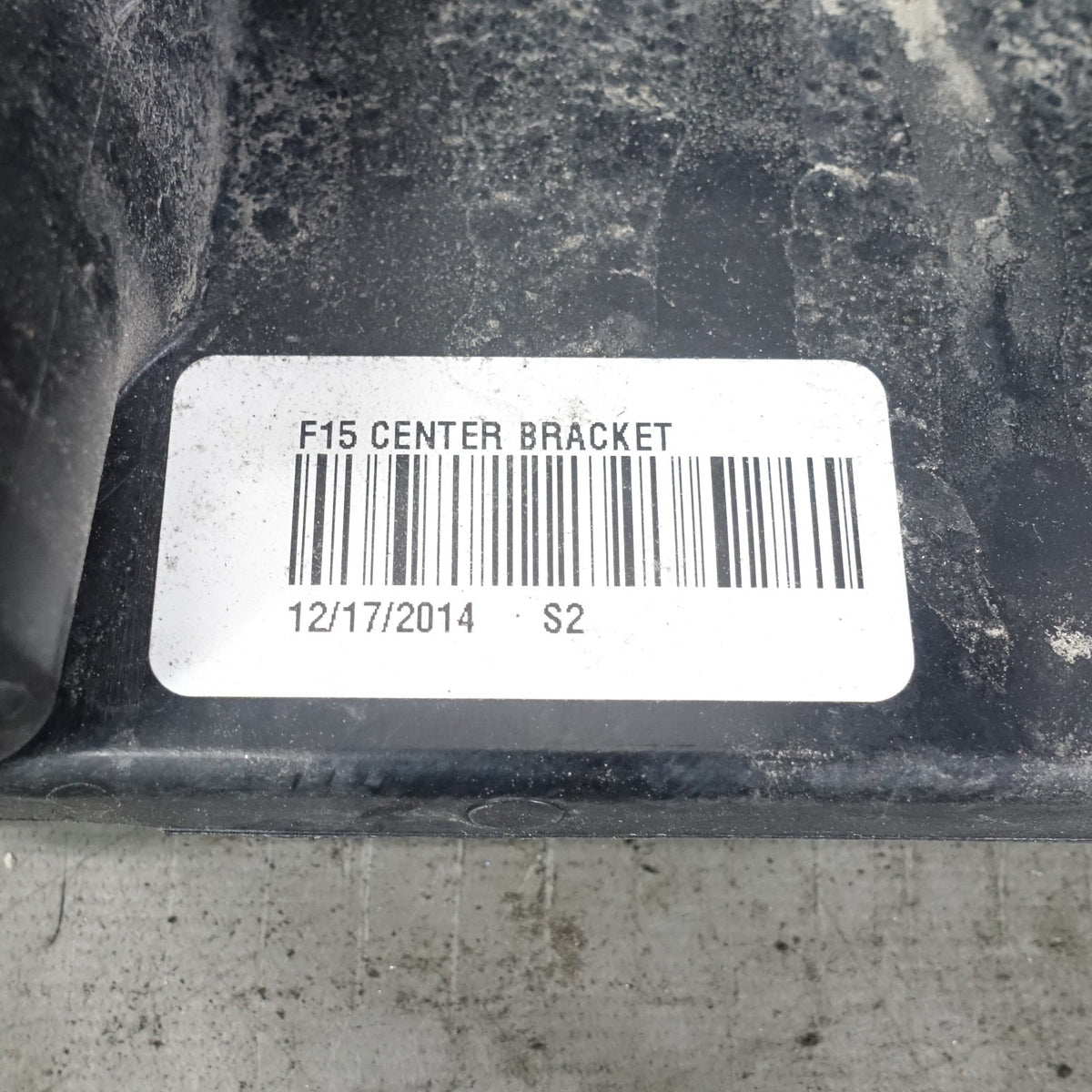 2014-2018 BMW F15 X5 F85 X5M Rear Bumper Center Carrier Mounting Bracket OEM