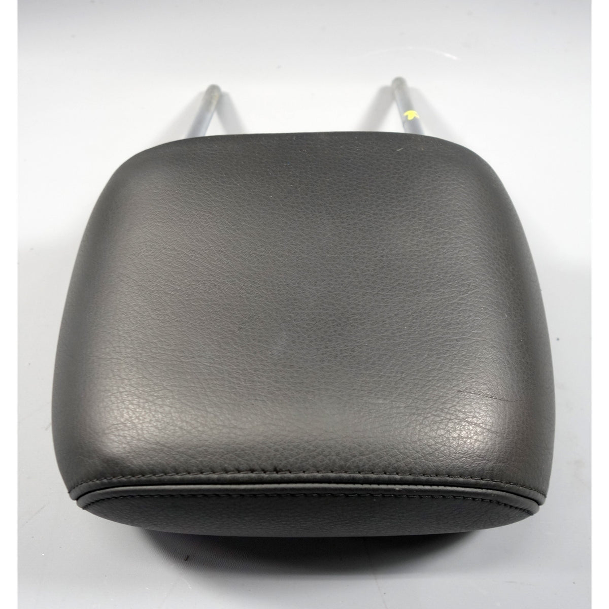 2006-2007 BMW E63 M6 Coupe Front Sport Seat Head Restraint Black Leather OEM